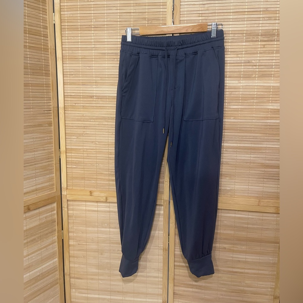 Lou & Grey soft comfy joggers pants blue gray color woman’s M luv stretch